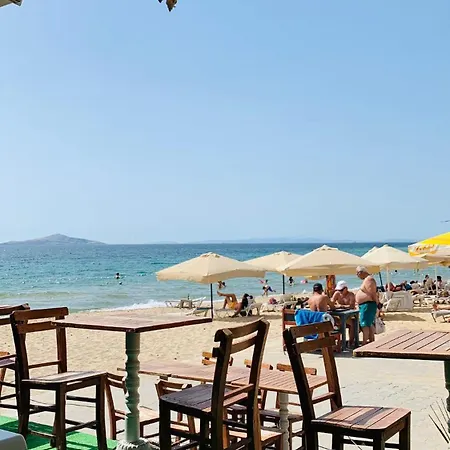 Bozcaada Karsisi Aileye Uygun Muestakil Vila