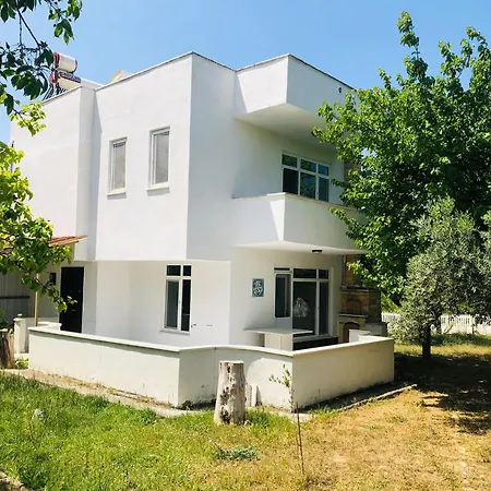 Bozcaada Karsisi Aileye Uygun Muestakil Vila Dalyanköy